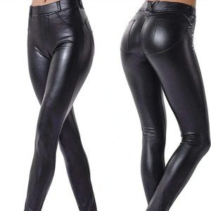 NEW Faux leather leggings